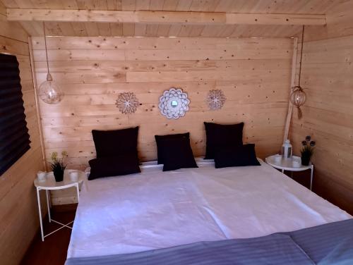 En eller flere senge i et værelse på NATURALEZA ES VIDA