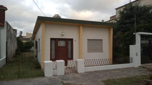 alquilar Santa teresita en calle 7 entre 31 y 32, minimo 6 personas, maximo 7 personas en Santa Teresita