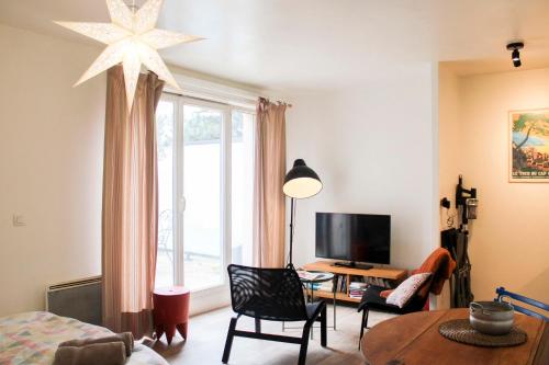 Spacious studio with terrace – Photos 2