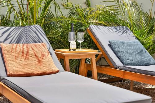 Gambar di galeri bagi Villa Kiwi 3 min to the Beach with Private Magnesium Pool & Dive Rinse Tank di Belnem