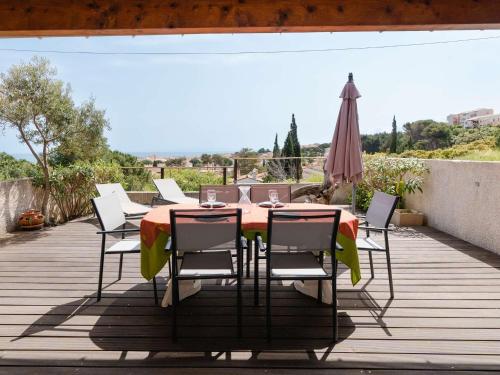 Villa climatisée 3 chambres avec terrasse vue mer à Saint Pierre la Mer - FR-1-409-188