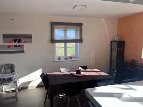 Photo de la galerie de l'établissement Maison avec piscine, à Hœrdt