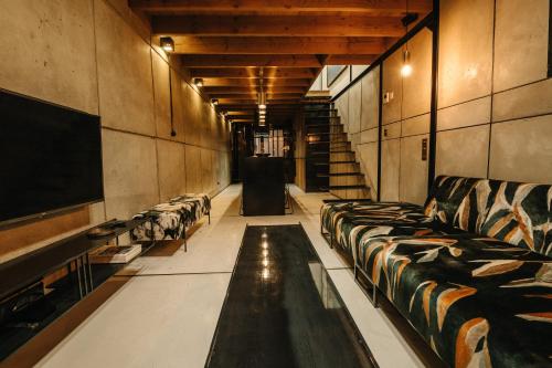 Photo de la galerie de l'établissement L'Arpète, rue Trivalle, à Carcassonne