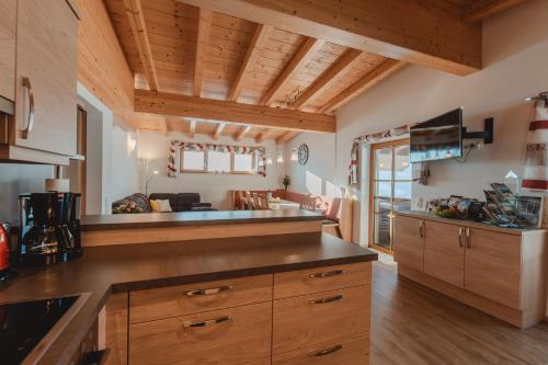 Kuchyň nebo kuchyňský kout v ubytování Appartements Hinterkerschbaum