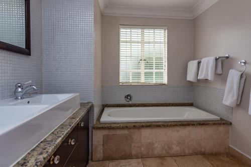 Bilik mandi di Clico Boutique Hotel