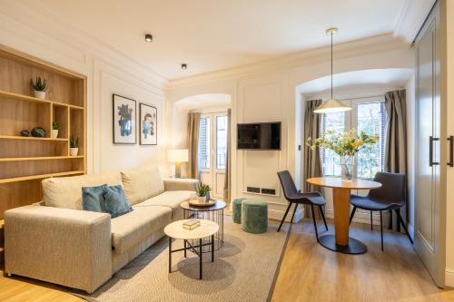 Edmond Vibes Puerta del Sol Suites photo 23
