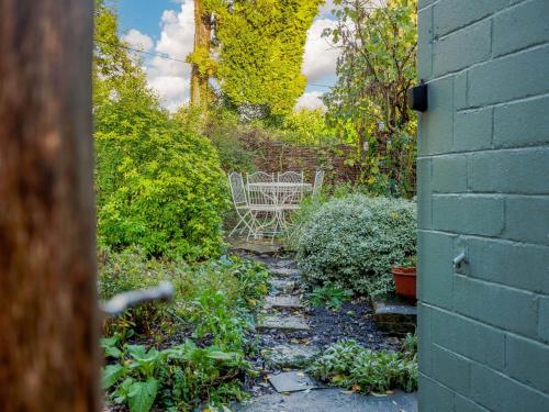 Κήπος έξω από το 2 Bed in Bath 90431