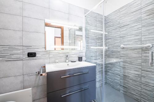 Koupelna v ubytování Homiday - Pisa - Elegant Apartment- 3 camere 2 bagni
