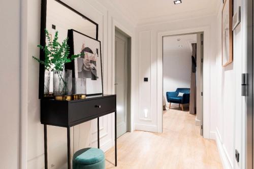 Edmond Vibes Puerta del Sol Suites photo 47