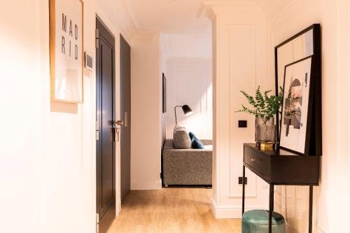 Edmond Vibes Puerta del Sol Suites photo 48