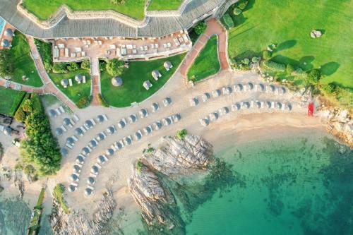 an aerial view of a amphitheater next to a body of water at Hotel Pitrizza, Costa Smeralda in Porto Cervo