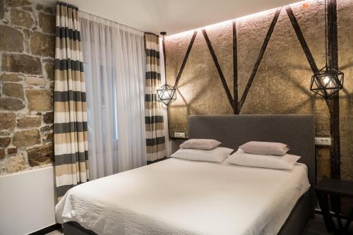 Split city centre room
