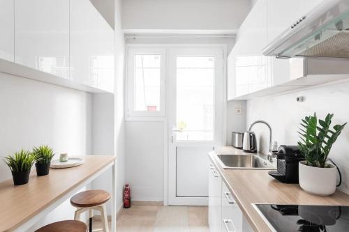 Comfy 1BR Apartment in Ampelokipoi by UPSTREET