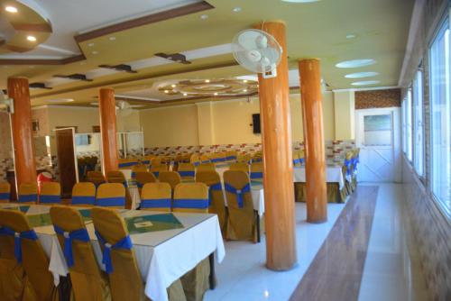 Χώρος καθιστικού στο PC Green Hotel, Mahandri, Kaghan