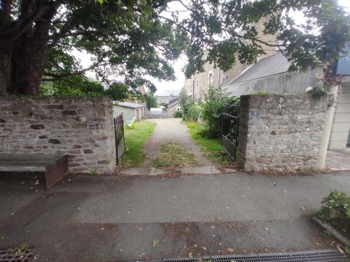 Photo de la galerie de l'établissement Appartement pratique et cosy, à Lanvallay