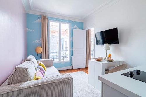 Flat next to Montparnasse train station - II