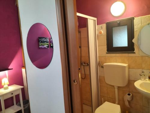 Ένα μπάνιο στο B&B Da Rosa