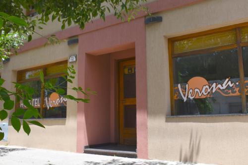 Foto dalla galleria di Verona Hostel a Necochea