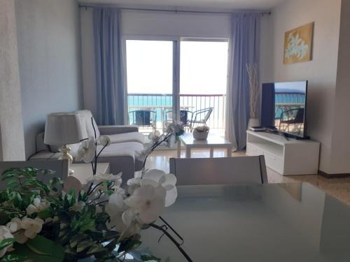 Fotografie z fotogalerie ubytování Suitur apartamento primera linea mar vistas playa v destinaci Canet de Mar