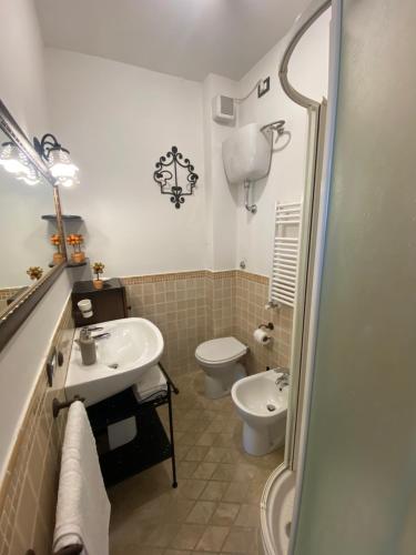 Ванна кімната в La casa in piazzetta