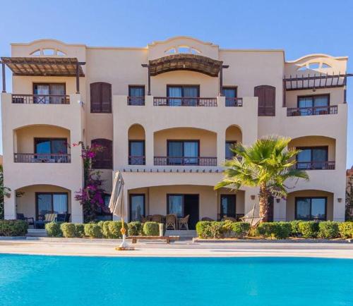 Sabina Gouna African Design 2BD Master Private Garden & Patio