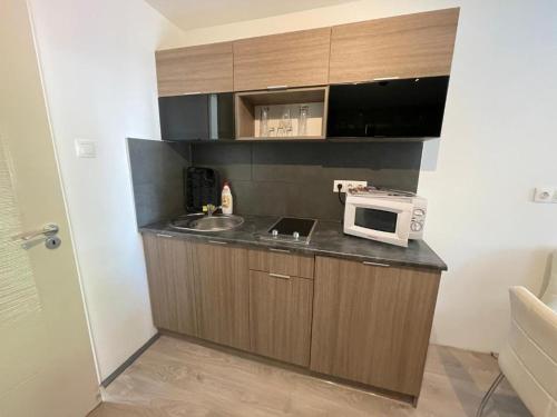 Smeraldo Home Emelet 8600 Siófok, 2 Köztársaság utca kép - 3