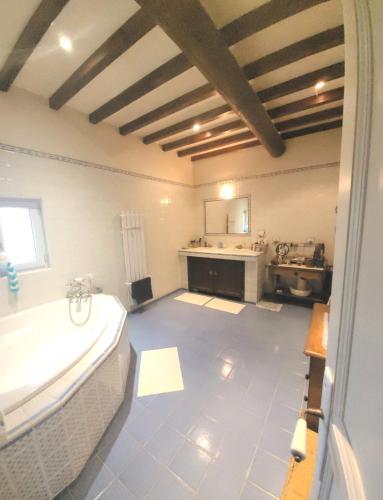 Photo de la galerie de l'établissement Chez Jean-christophe et Sylvie, à Entraigues-sur-la-Sorgue