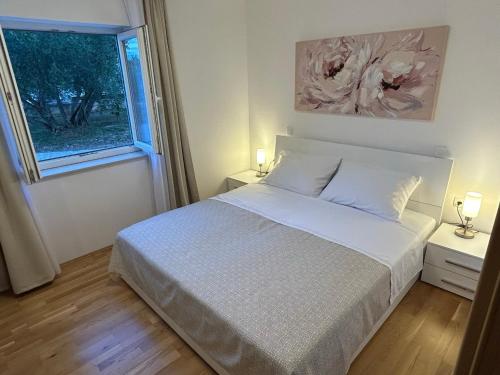 Apartments with parking space Porat - Krk - 22186
