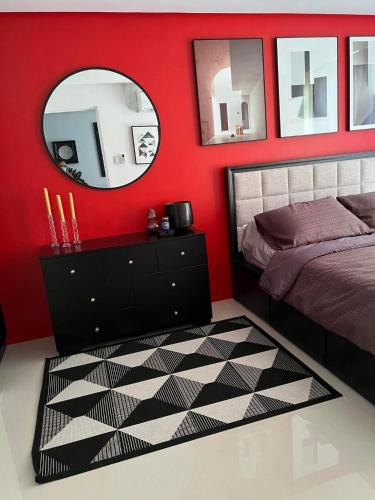 Кровать или кровати в номере Pontefino Tower Condominium