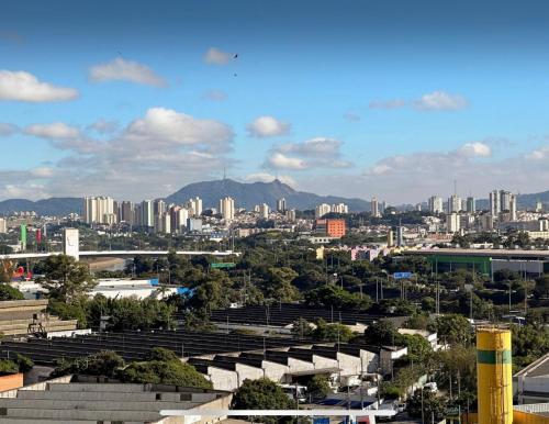 Ein allgemeiner Blick auf São Paulo oder ein Stadtblick von der Ferienwohnung aus