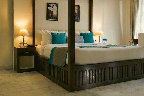 Postel nebo postele na pokoji v ubytování Abhyaran Resort & Spa Ranthambore