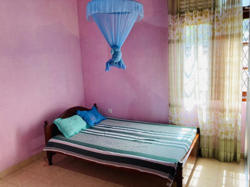 Postel nebo postele na pokoji v ubytování Luxe Living