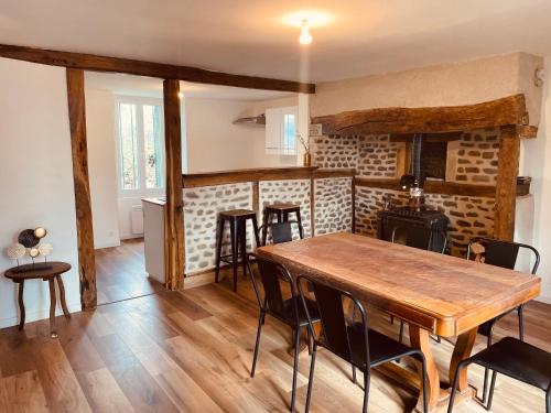 Una cocina o zona de cocina en Maison de campagne