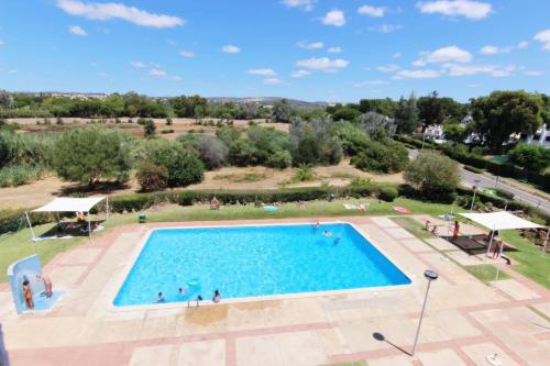 Pé do Lago Apartment - Condominium - Pool
