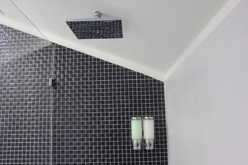 Ένα μπάνιο στο Hotel M