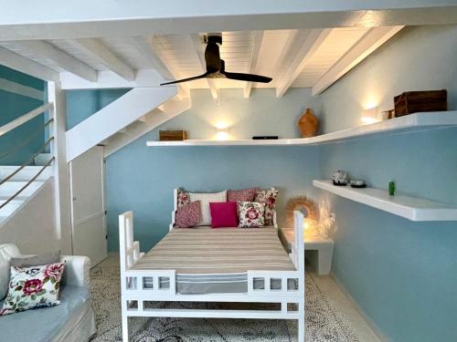 Φωτογραφία από το άλμπουμ του kalithea-hills apartments 5 & 6 in Old Koskinou στην Κοσκινού