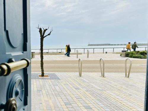 Appartement rénové dans demeure historique - remblai des Sables!