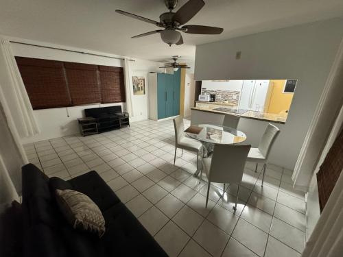 a living room with a couch and a table at Beautiful Home in Florida in Hollywood