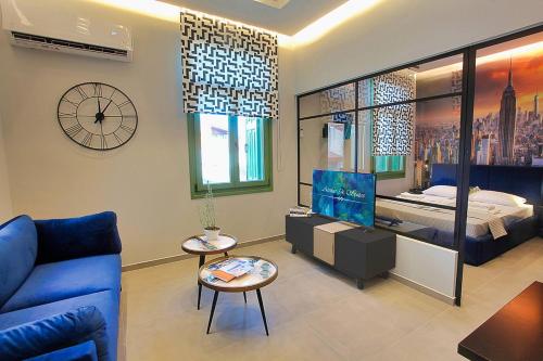 Atsiki's 54 apartmentsにあるベッド