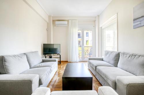 Nemesis -Elegant flat in Athens- Double line metro