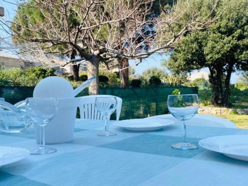 Appartement Lumio, 3 pièces, 6 personnes - FR-1-63-309