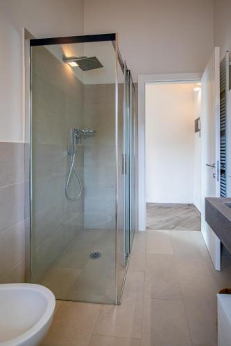 Bilik mandi di Villa Margidore