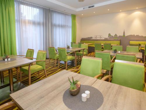 Istumisnurk majutusasutuses DORMERO Hotel Greifswald