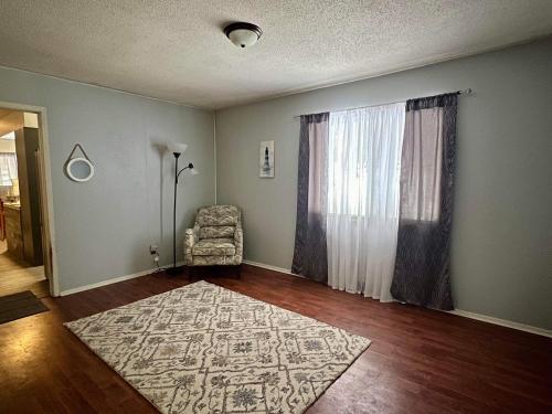 Ein Bett oder Betten in einem Zimmer der Unterkunft Wagner Creek Hideaway