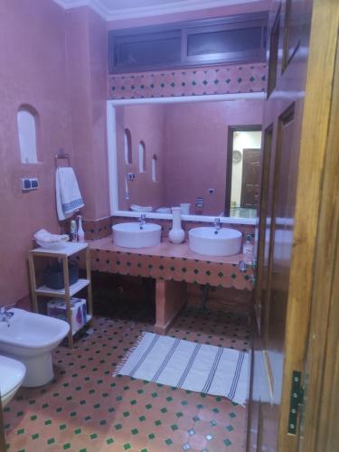 Ένα μπάνιο στο Villa chadine