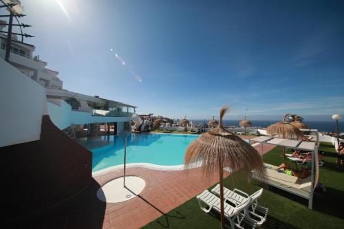 Apartments Island Village Heights