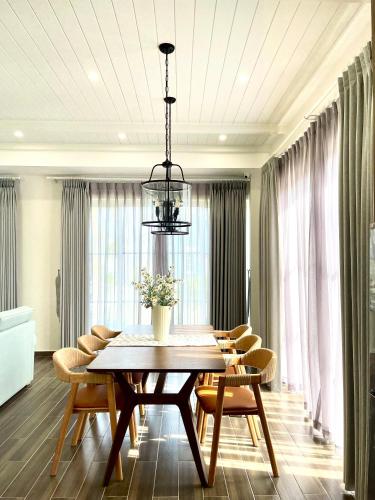 Χώρος καθιστικού στο Seamoni Seaview Villa 01 - Novaworld Phan Thiết