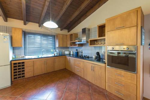 Gallery image of Palm Tree House in Lajes do Pico
