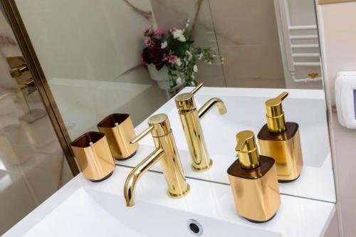 Galería fotográfica de Est One Apartament 2 camere semidecomandat en Drobeta-Turnu Severin