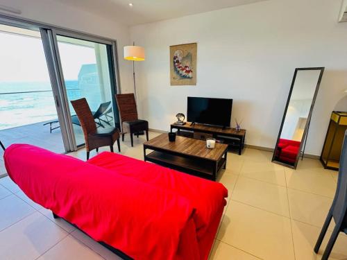 TV a/nebo společenská místnost v ubytování "T3 Mare e Festa" vue mer - piscine - accès plage